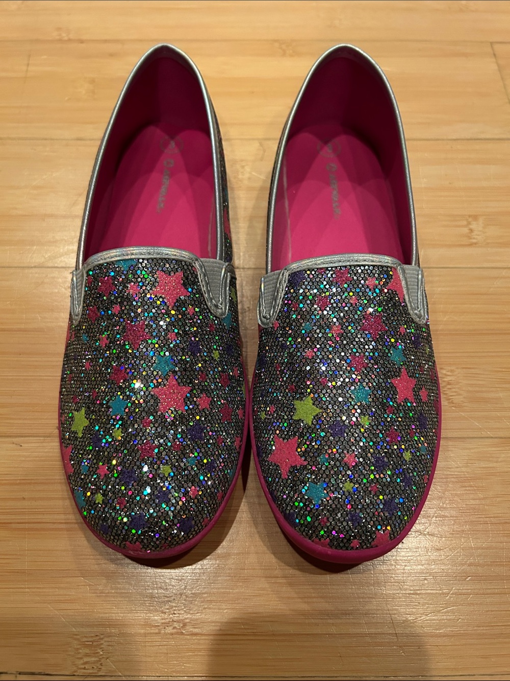 Airwalk Kids Silver Glitter Slip-On Sneakers with Pink Stars